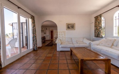 A villa divided into two separate homes in El Albir.